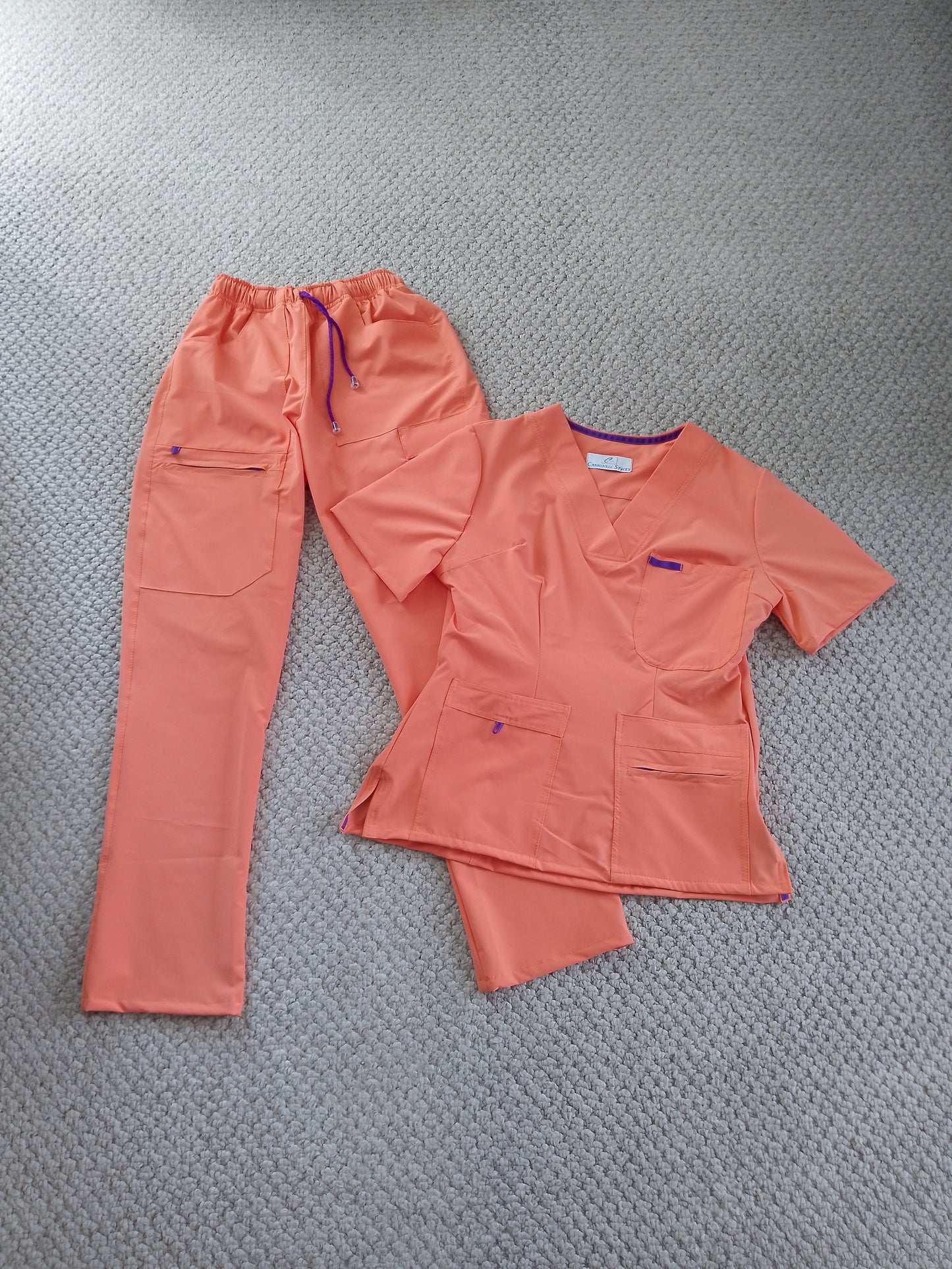 Uniforme Dama Damasco