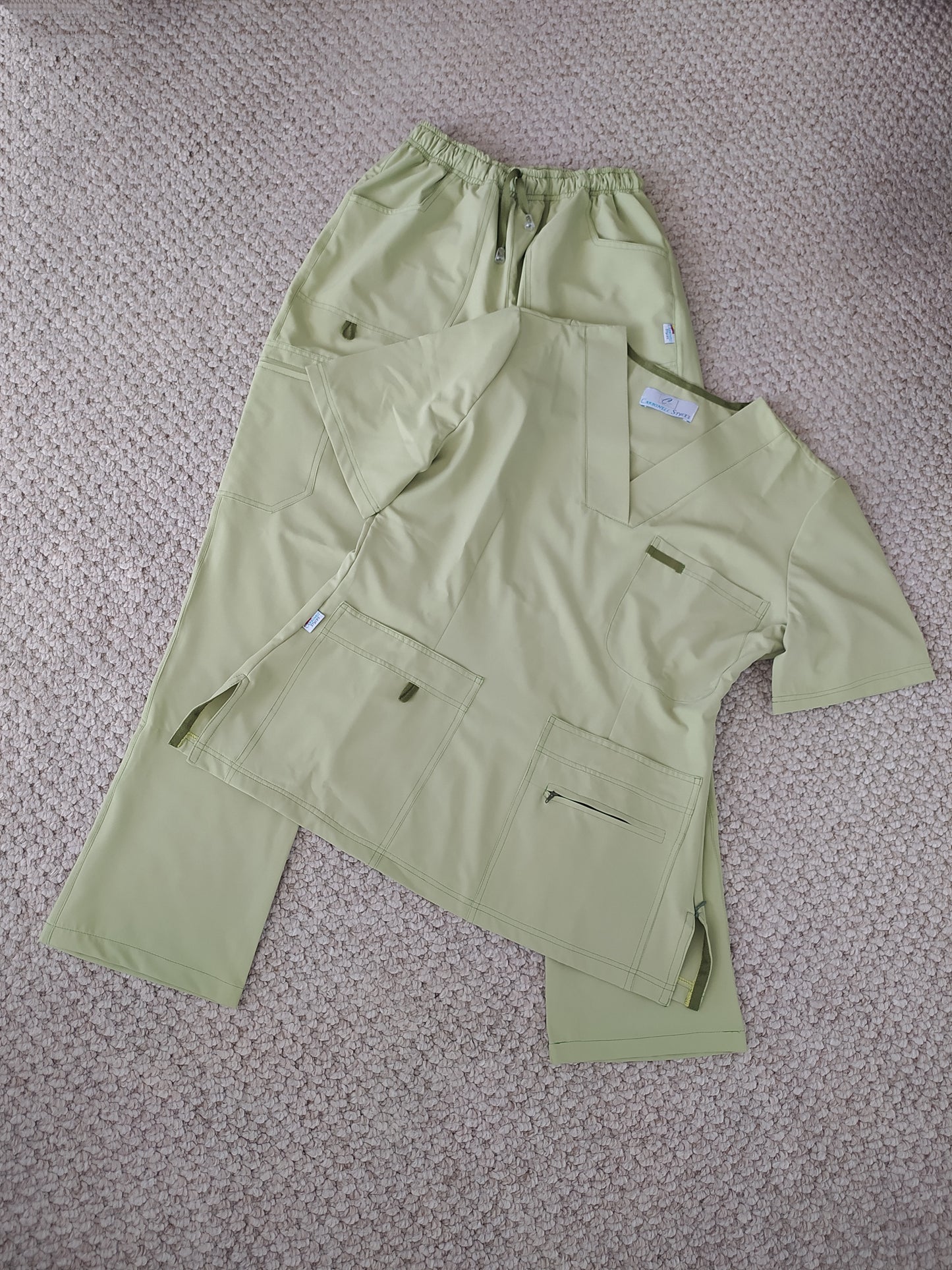 Uniforme Dama Pistacho