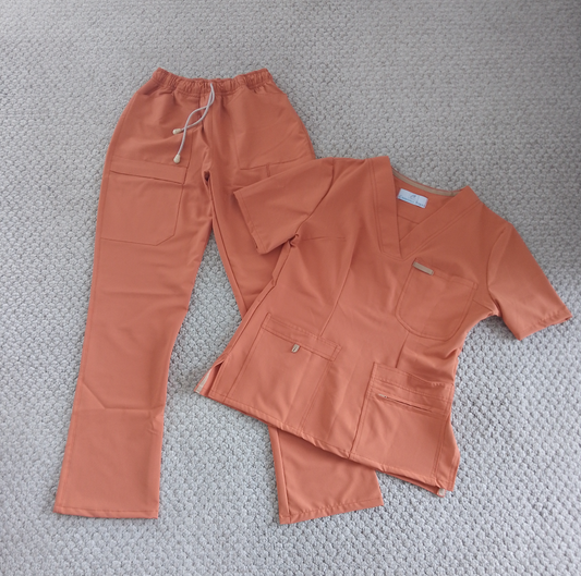 Uniforme Dama Canela