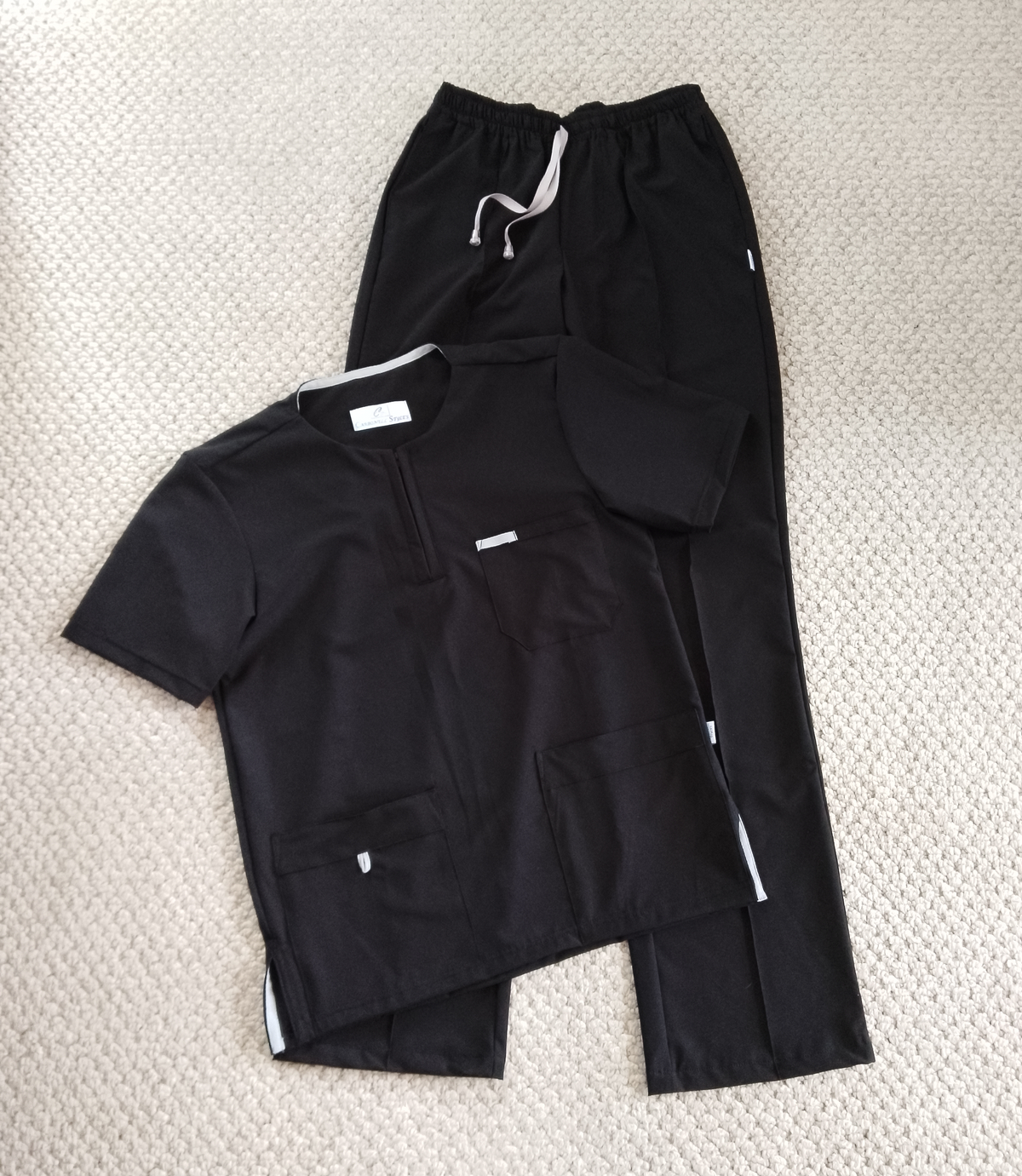 Uniforme Varón Negro 1002