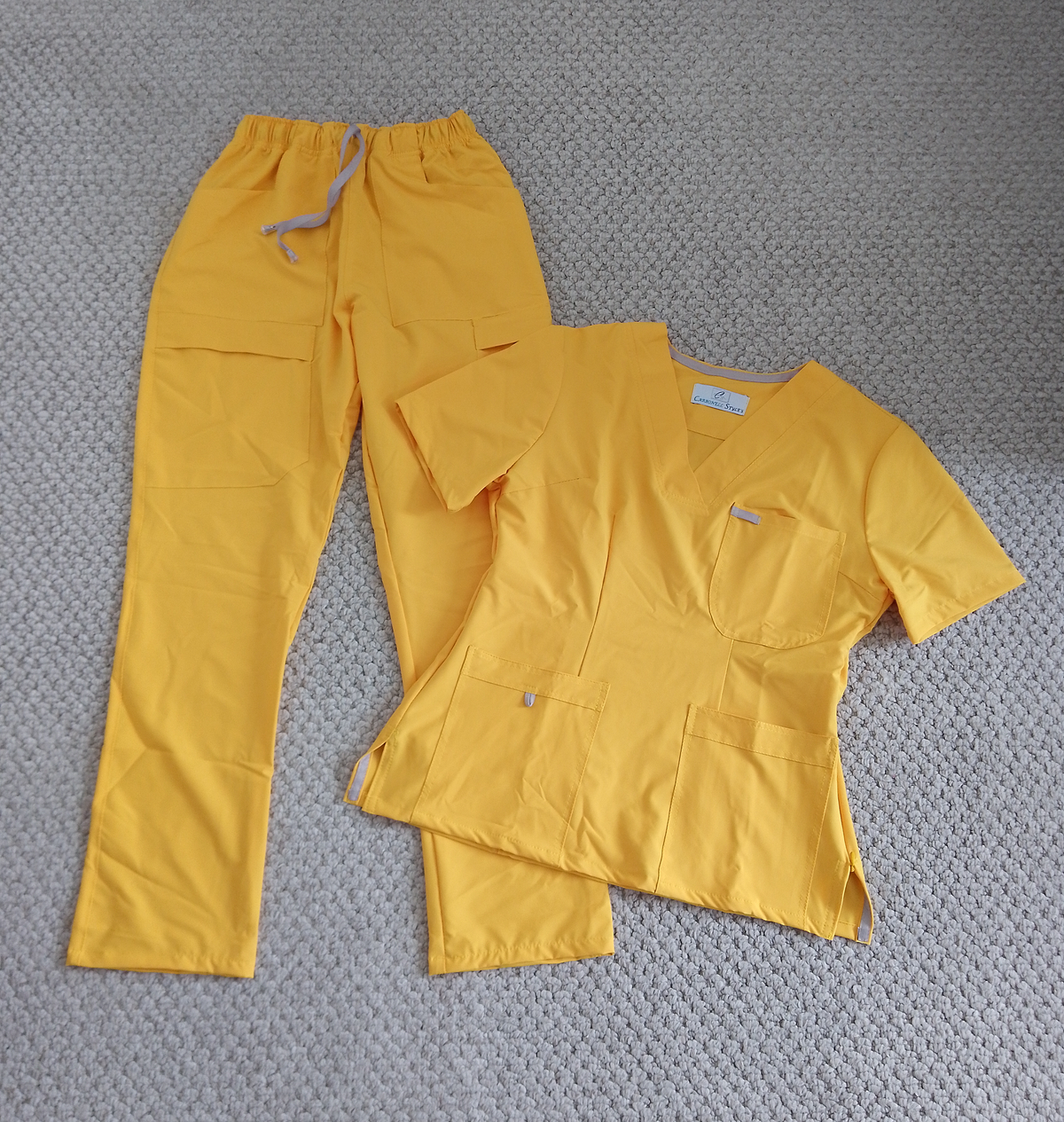 Uniforme Dama Girasol