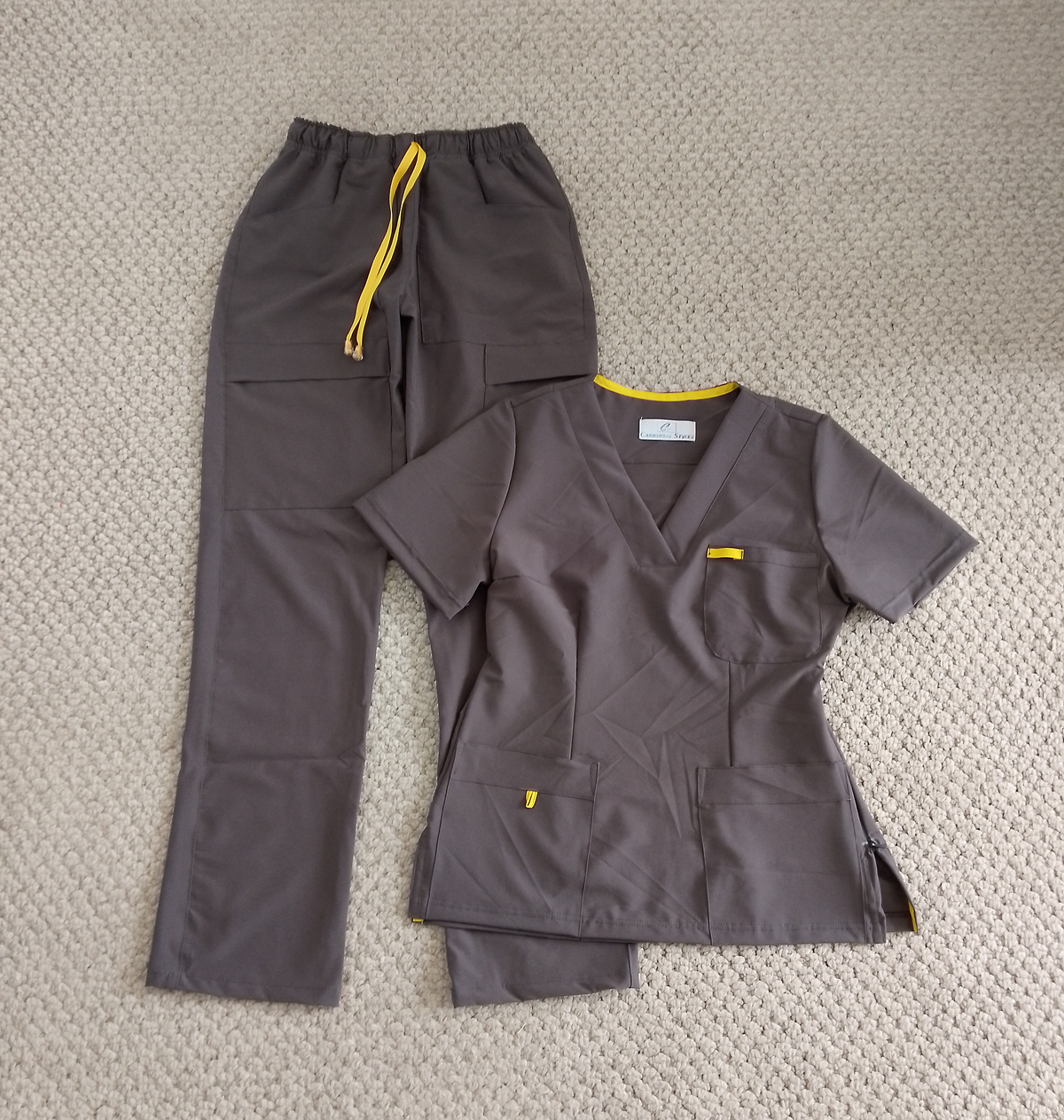 Uniforme Dama Gris Humo