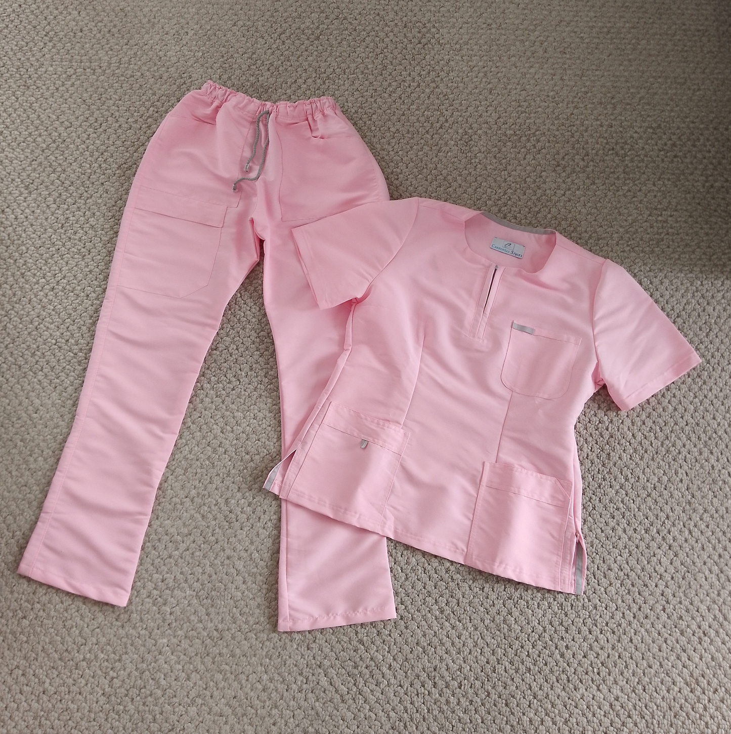 Uniforme Dama Rosado Crema Soft