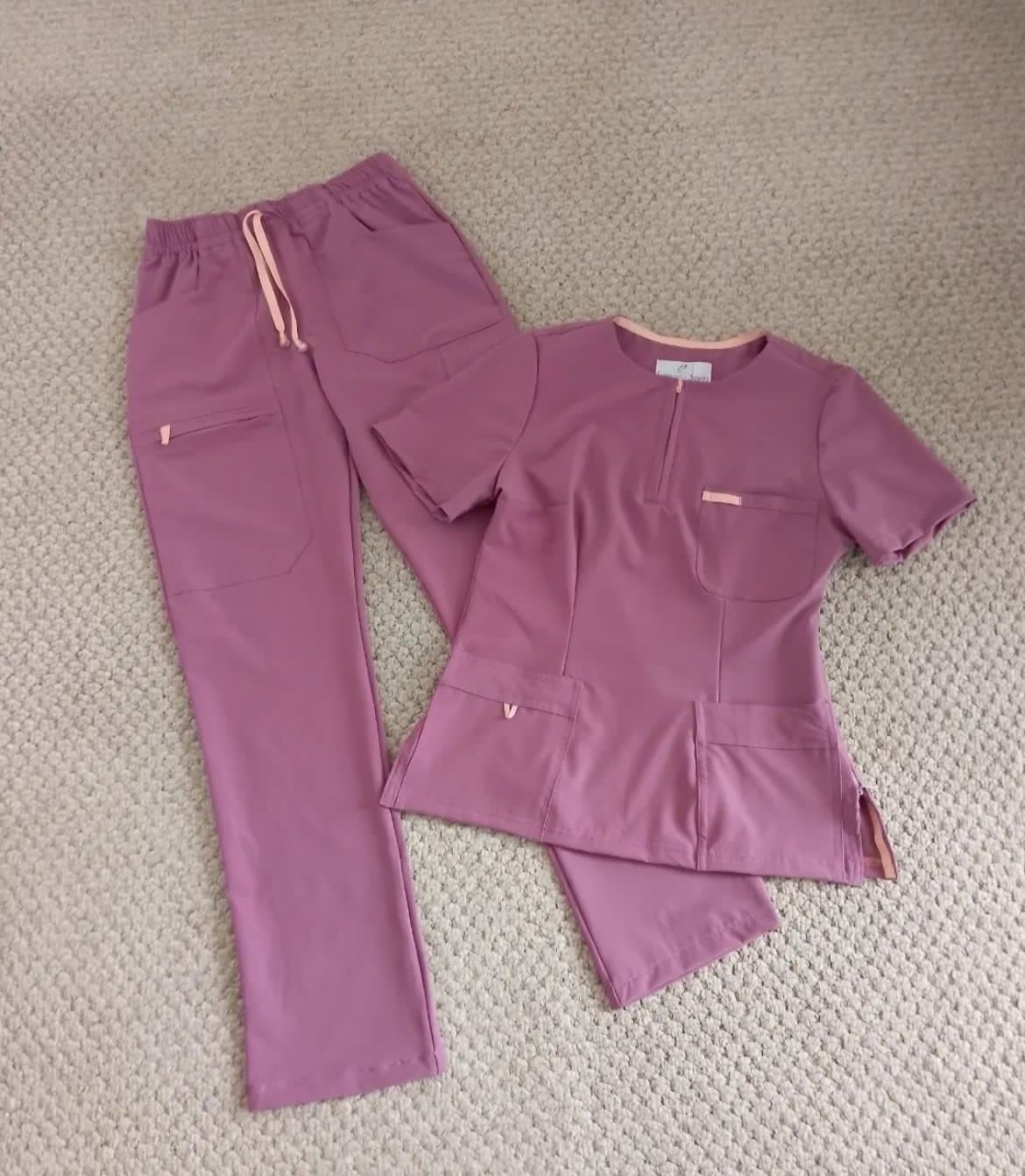 Uniforme Dama Lavanda