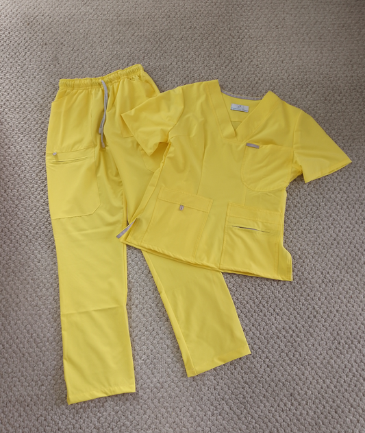 Uniforme dama amarillo light