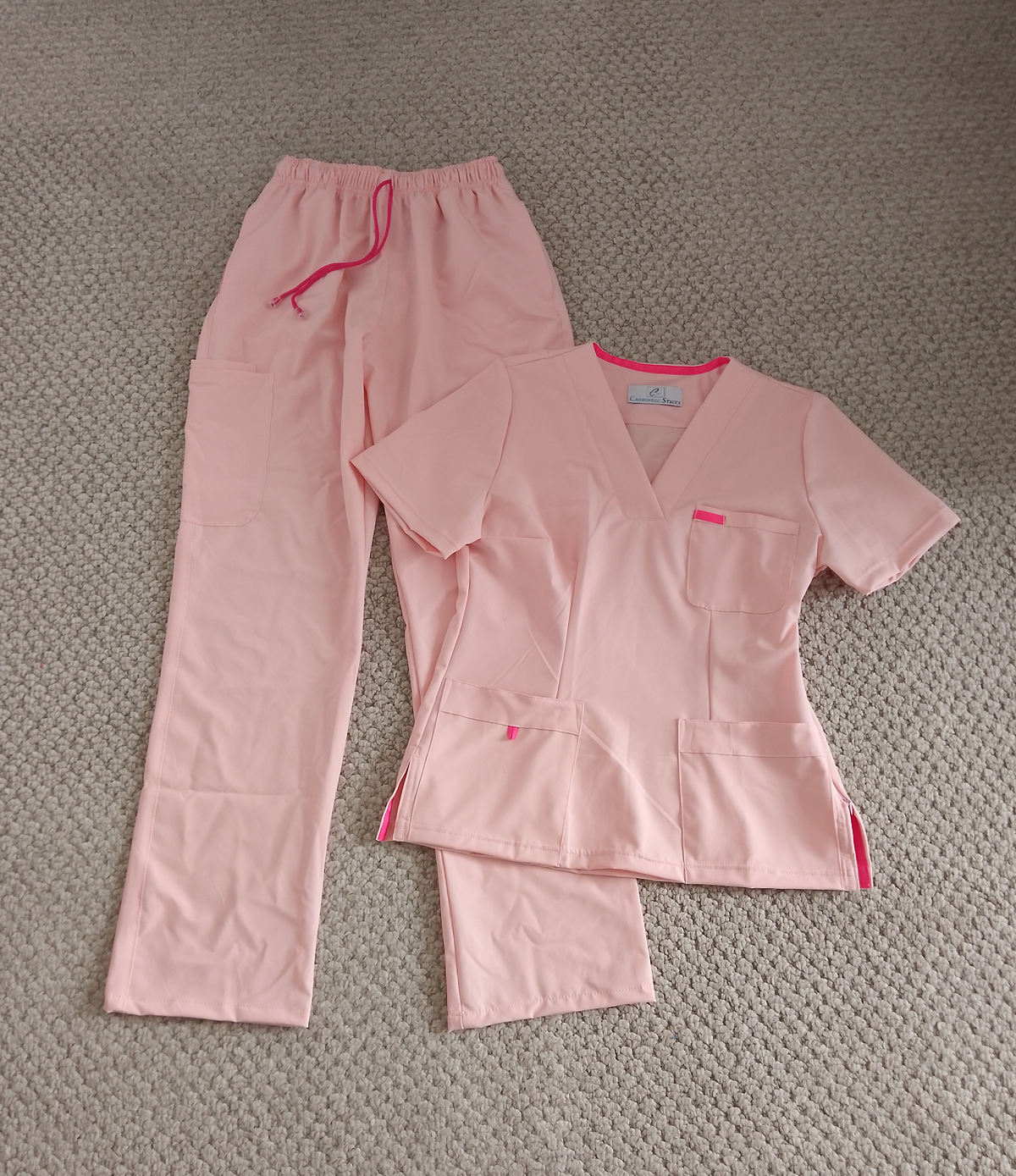 Uniforme Dama Rosado Crema