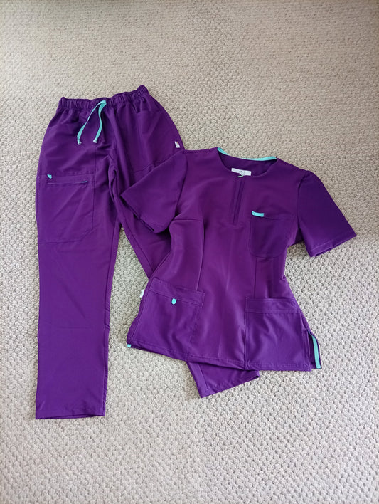 Uniforme dama Morado