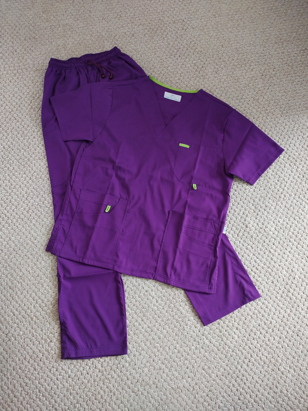 Uniforme Varón Morado 1023